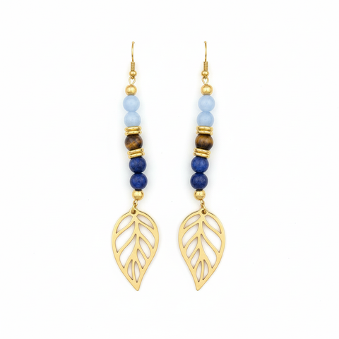 Boucles d'oreilles feuilles dorées - fond blanc